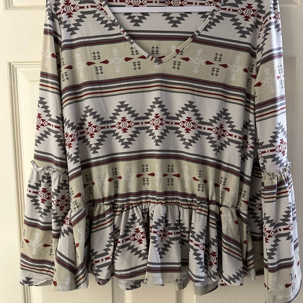 Simply Southern Gray and Red Patterned V-Neck Blouse